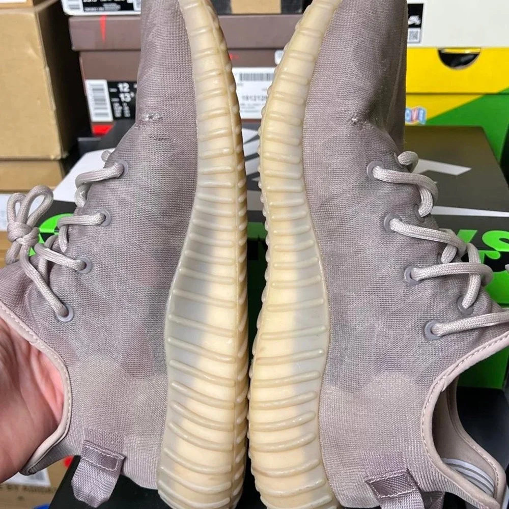 Yeezy adidas boost